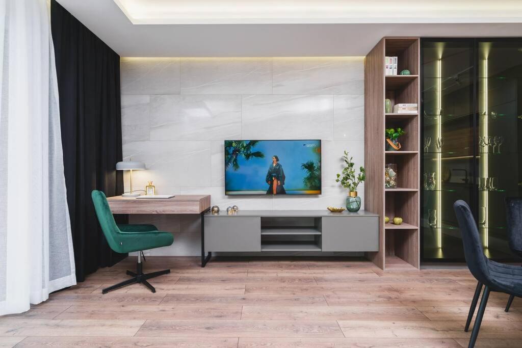 Elegant Business Apartment Krakow Luaran gambar