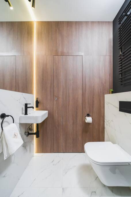 Elegant Business Apartment Krakow Luaran gambar
